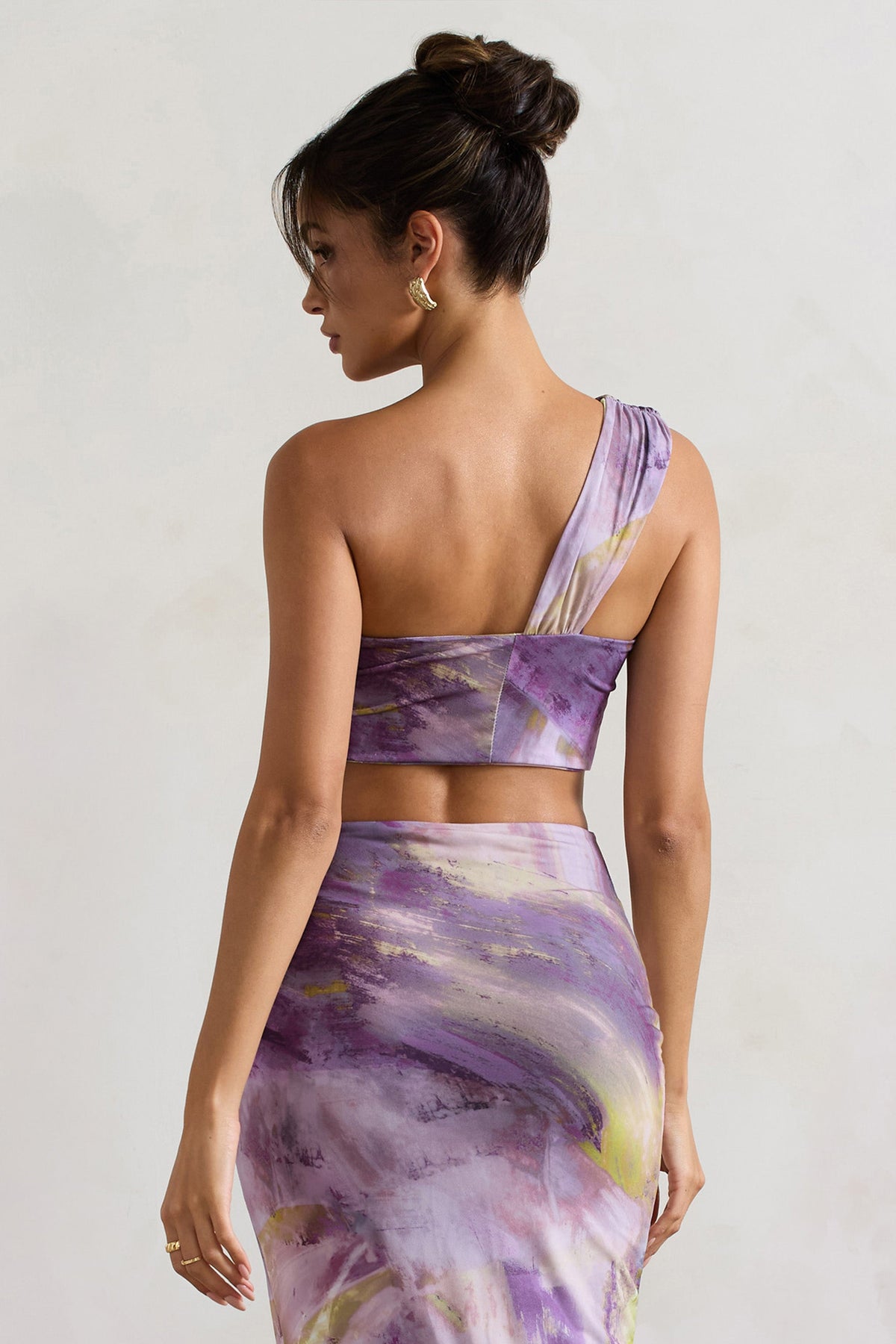 WB_HR_CL127179219-OpenHeartLilacPrintKnotOneShoulderBralette_HR_CL127180021-TenderKissLilacPrintKnotSplitMaxiSkirt8.jpg