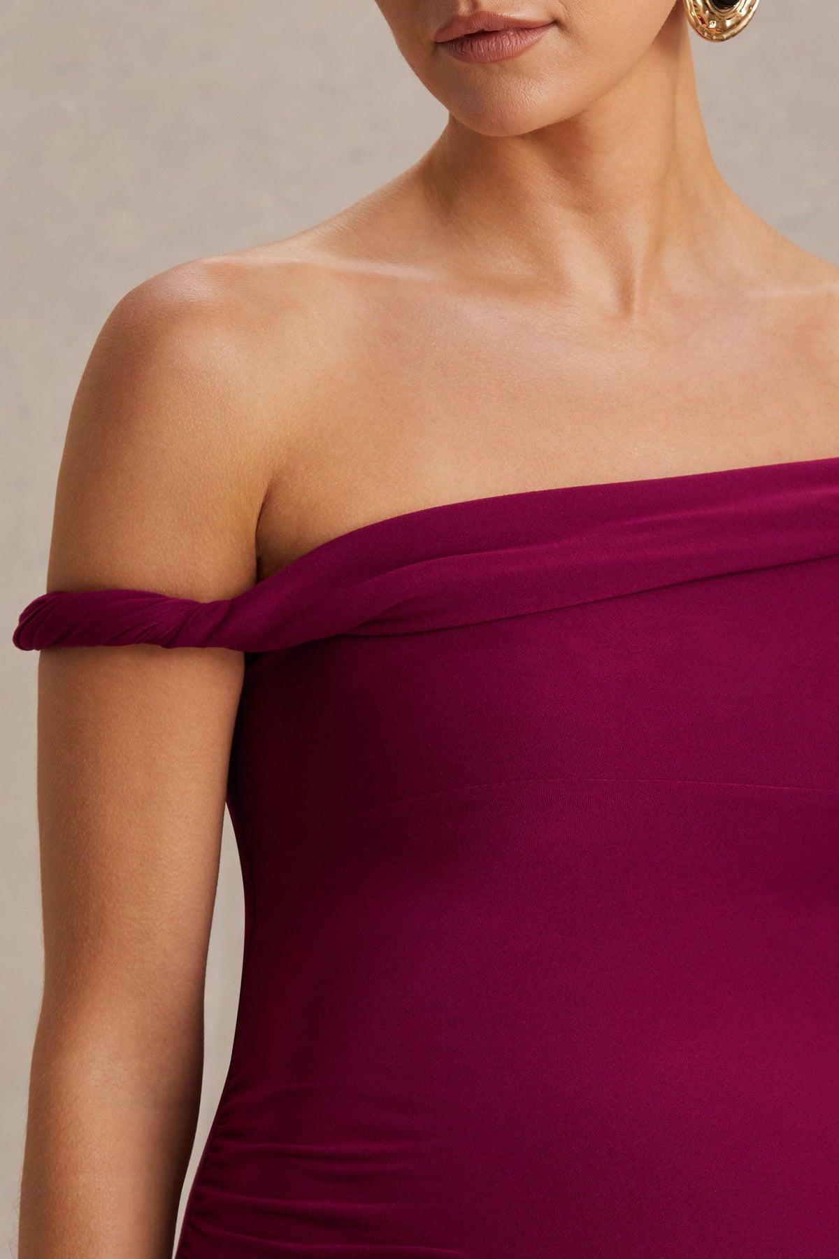 Salome | Burgundy midiklänning i gravidmodell med asymmetrisk halsringning