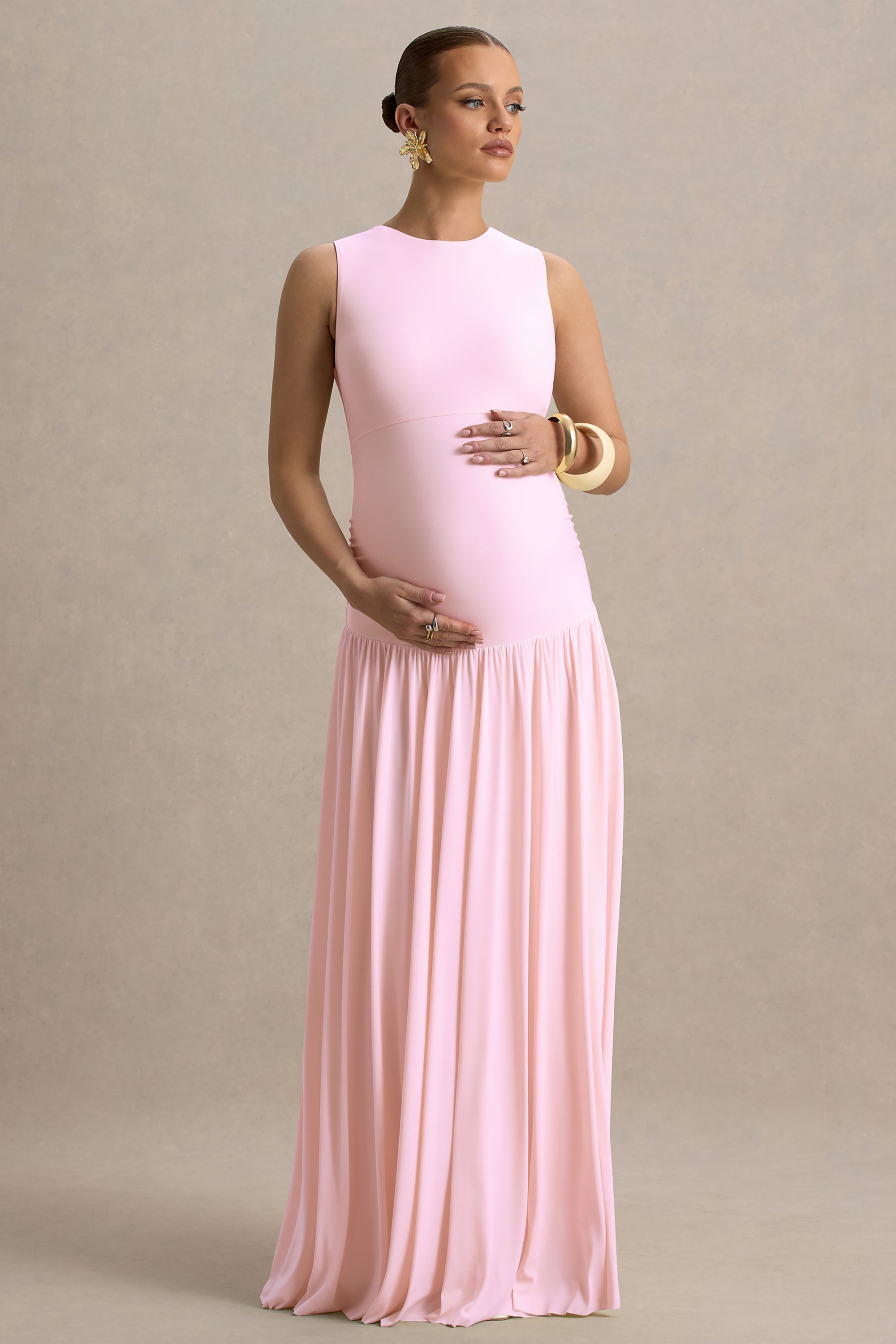 ECM_HR_CL136318081---Outline-_-Light-Pink-Crew-Neck-Maternity-Maxi-Dress-With-Pleated-Skirt2.jpg