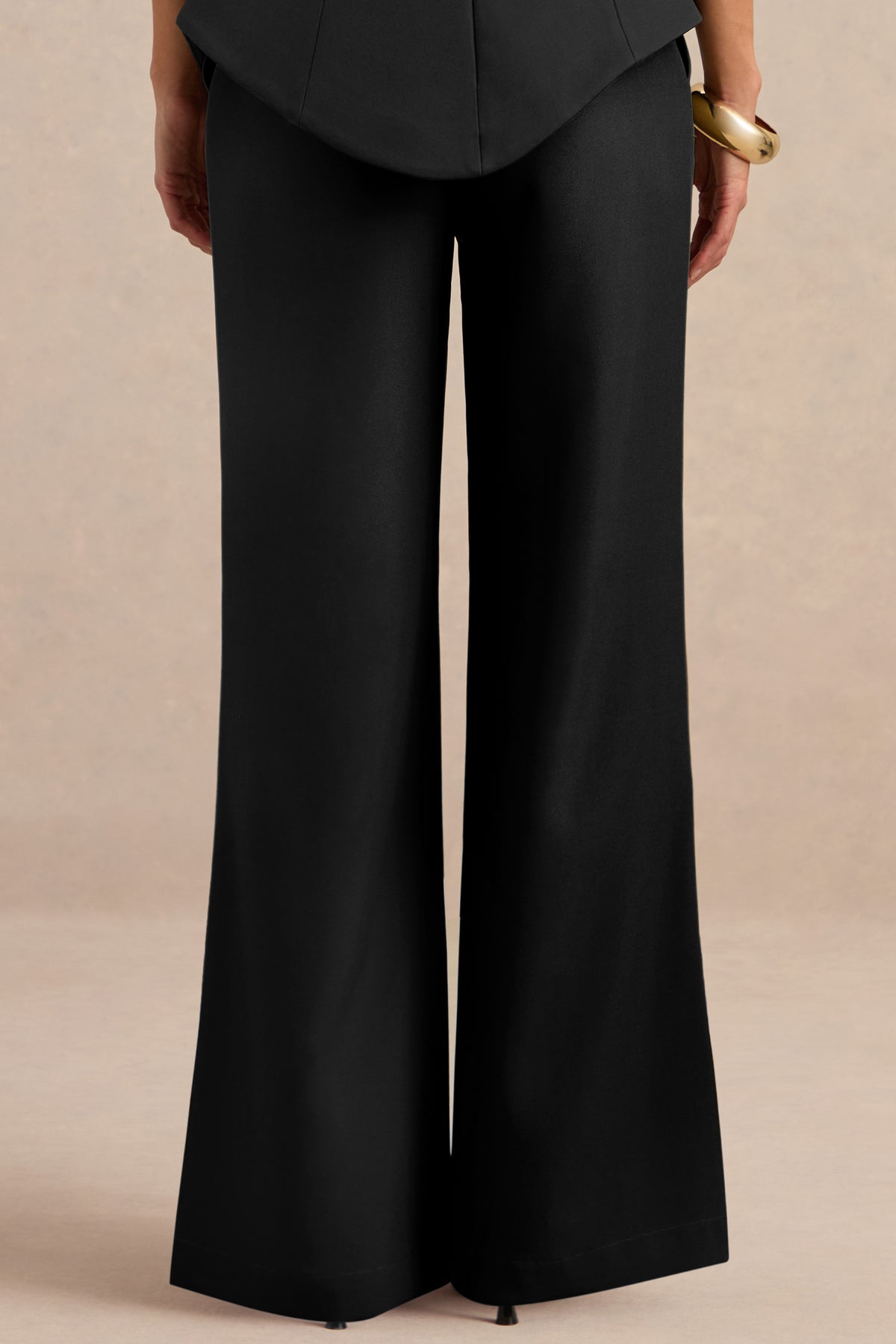ECM_HR_CL138710001 - Yuliana Black Halter-Neck Tailored Top & CL136846002 - Silvia _ Black Straight-Leg Trousers4-.jpg