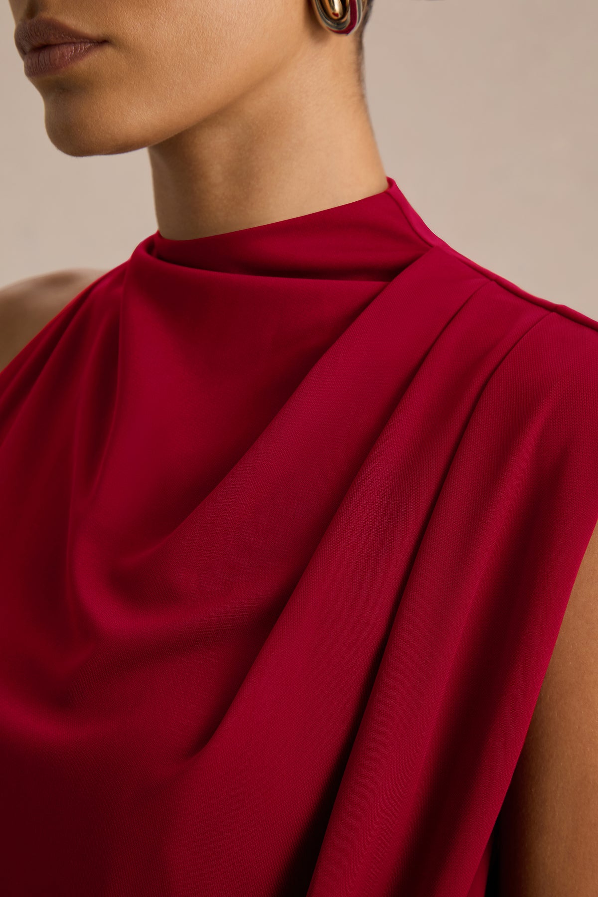 HR_CL137014069 - Umaira Burgundy High-Neck Maxi Dress 05.jpg