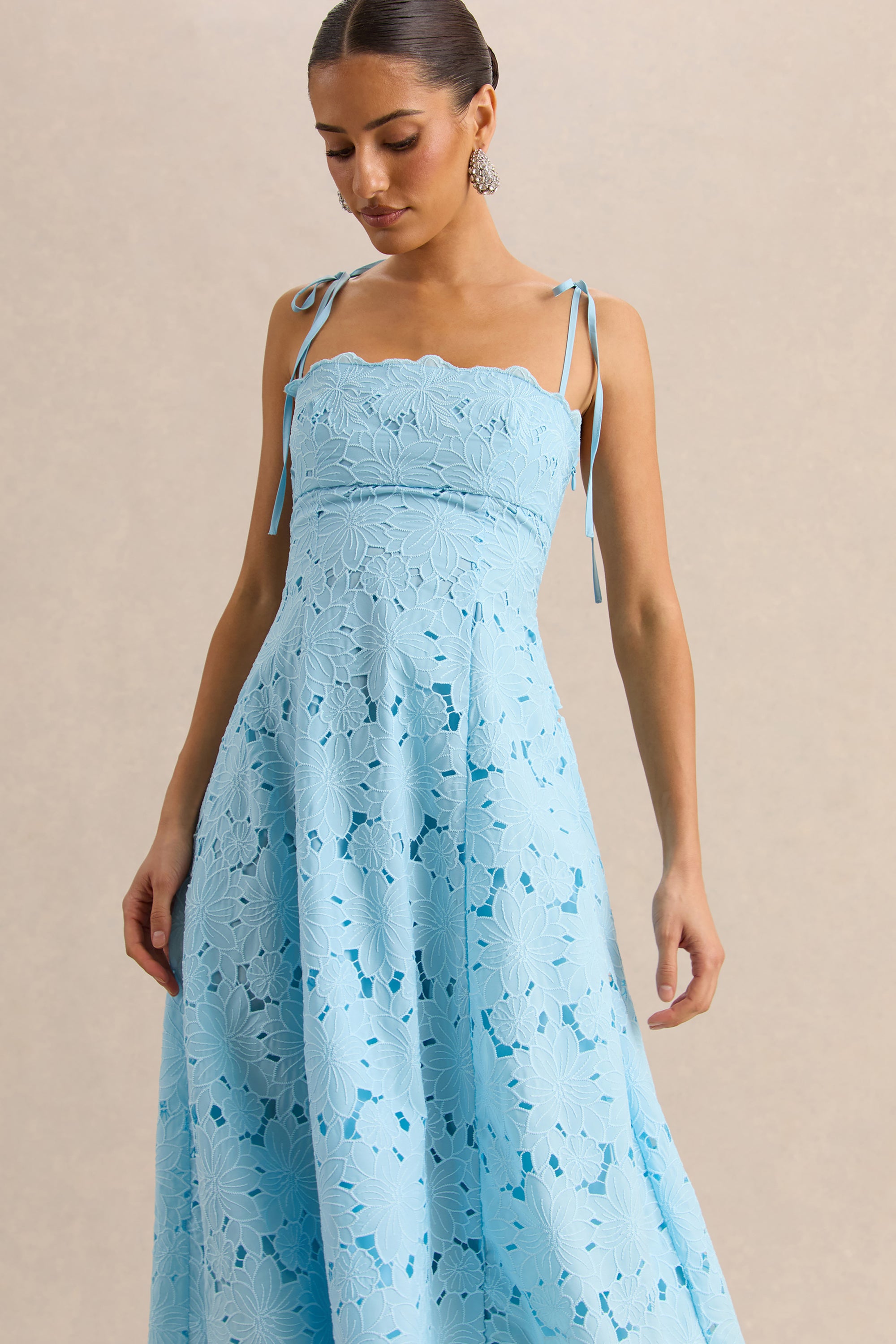 ECM_HR_CL137493013---Anna-Powder-Blue-Square-Neck-Midi-Dress-2.jpg
