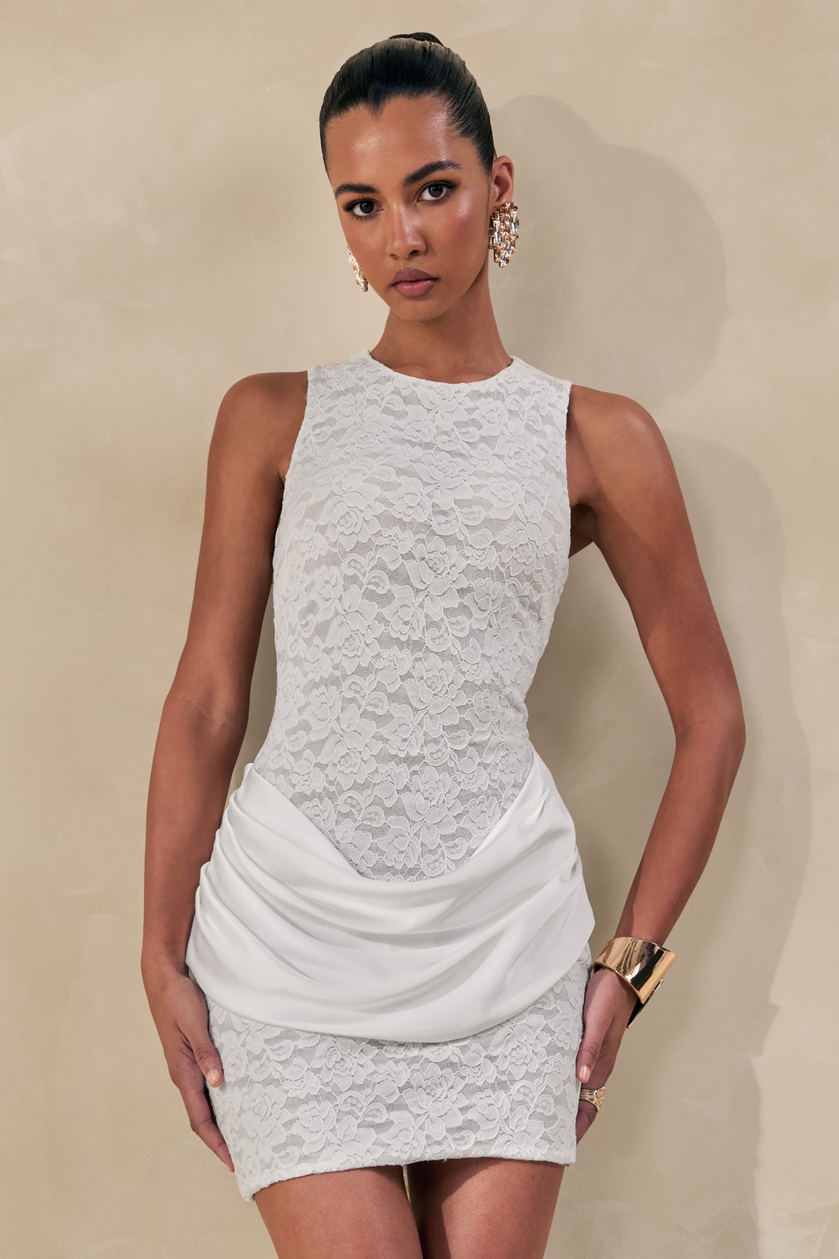 ECM_HR_CL137806110---Setiana-_-White-Lace-Round-Neck-Mini-Dress-With-Draped-Detailing_CREATIVE1.jpg