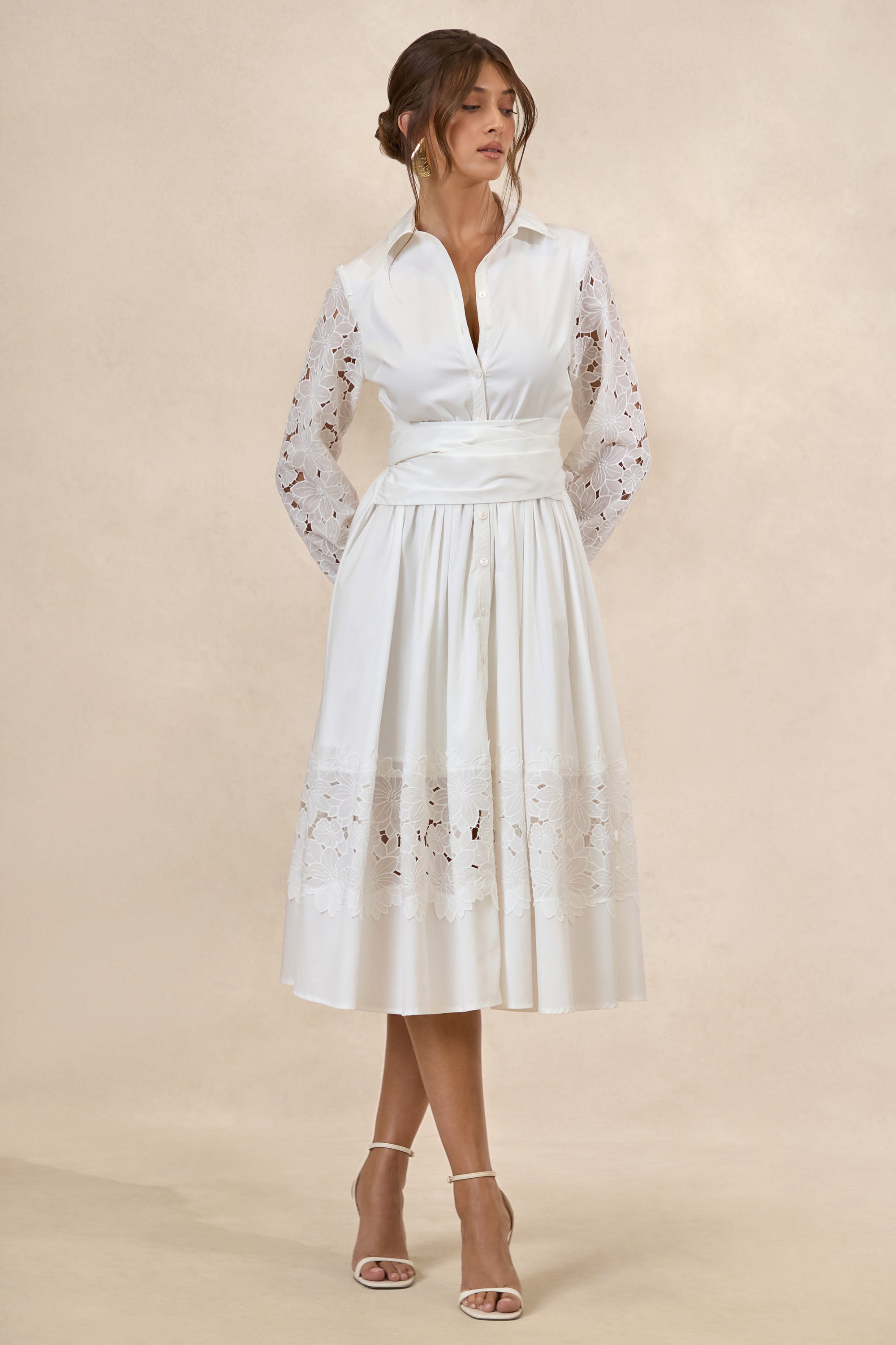 CL137928110 - Zalynne _ White Collared-Neck Midi Dress1.jpg
