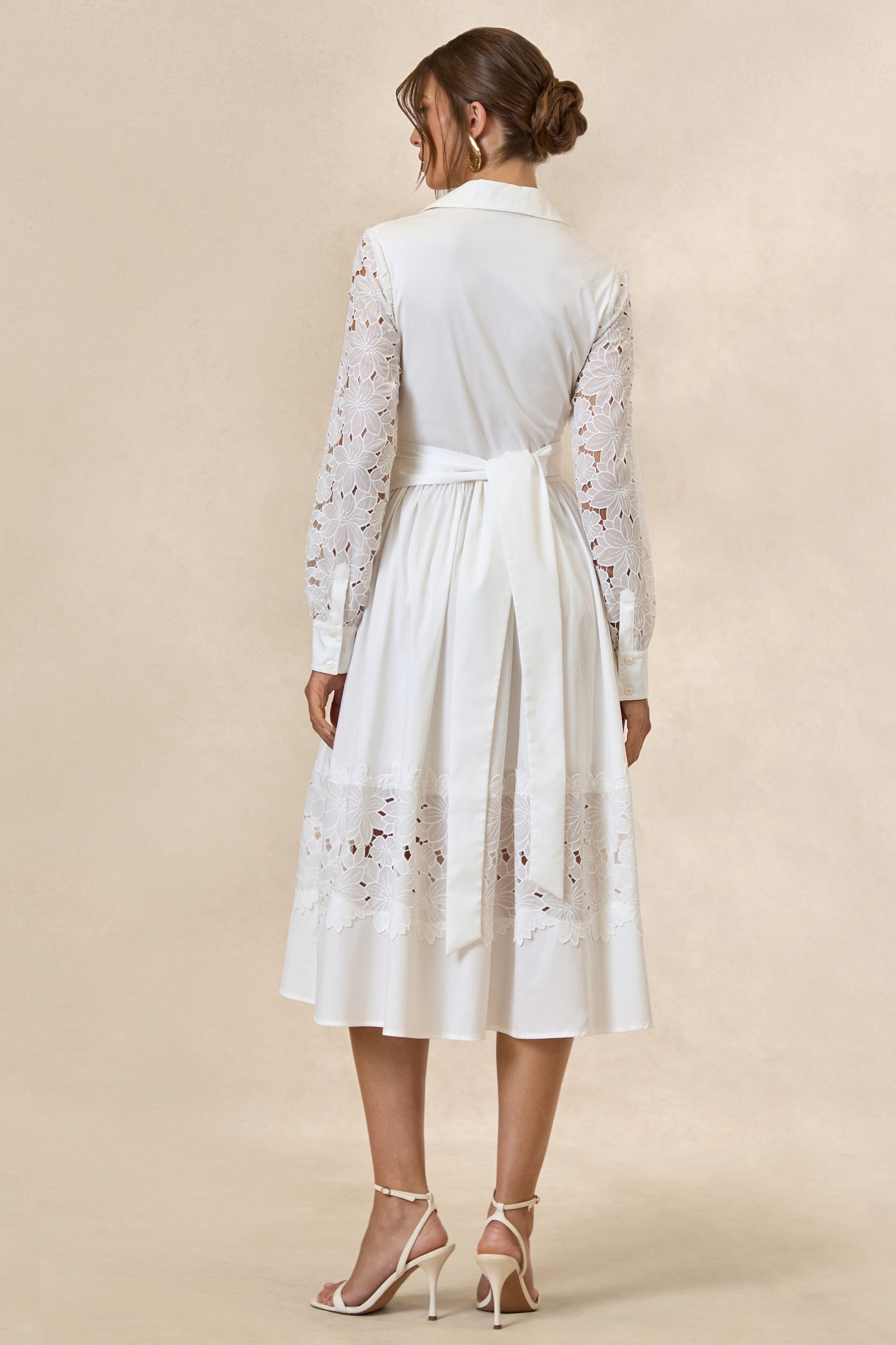 CL137928110 - Zalynne _ White Collared-Neck Midi Dress7.jpg