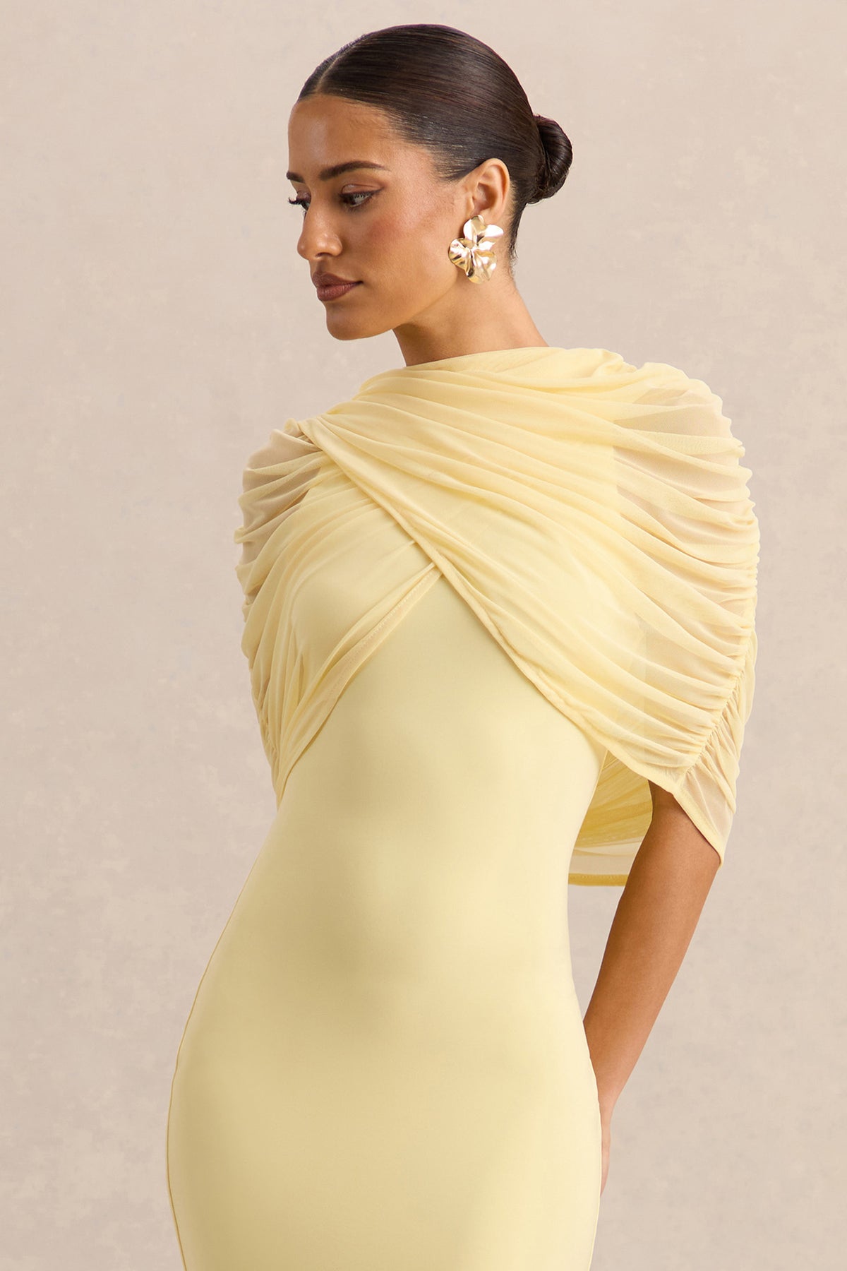 ECM_HR_CL138069121 - Magoria | Lemon Mesh Round-Neck Cape 4.jpg