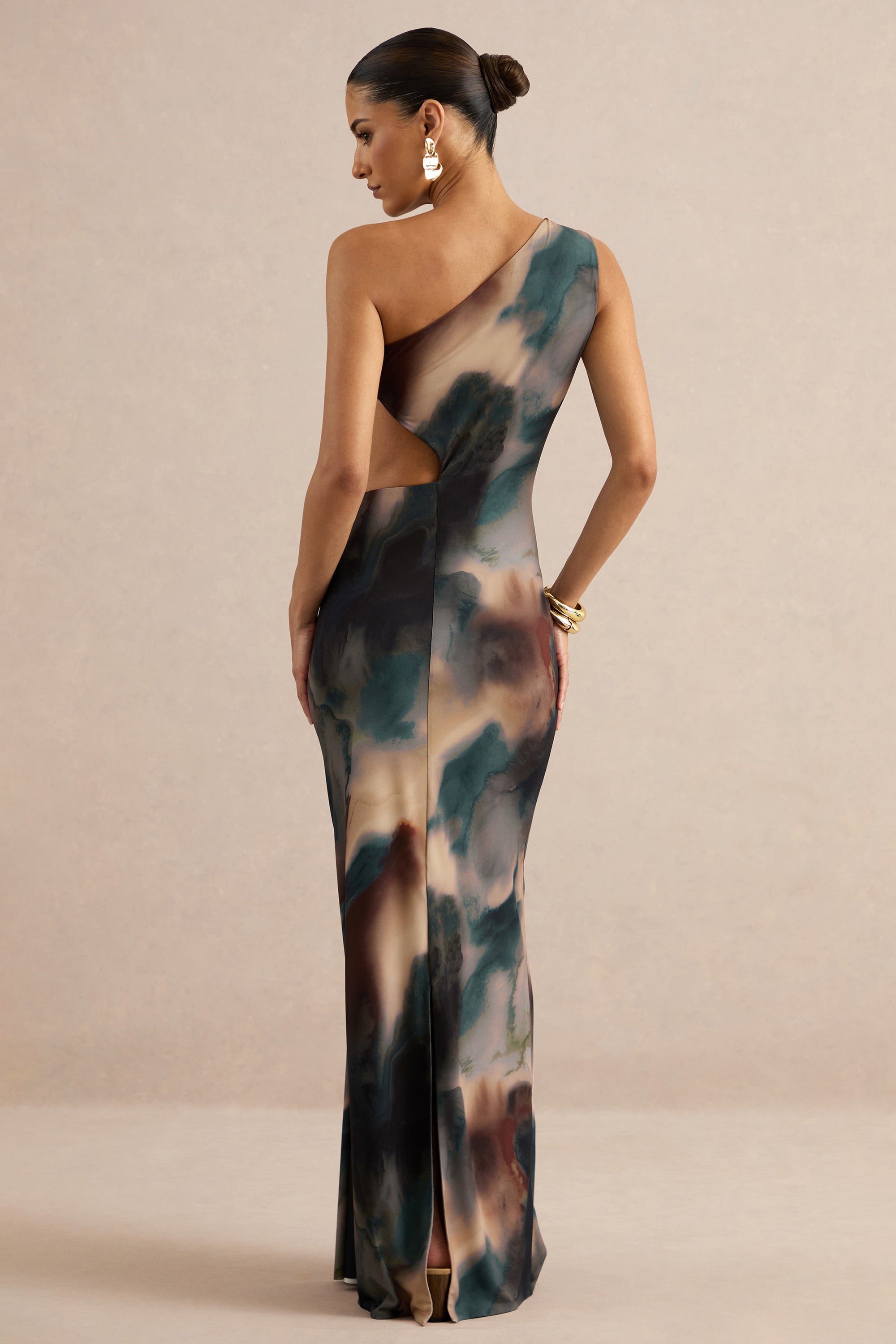 ECM_HR_Maelys Black And Blue Ombre Print Asymmetric-Neck Maxi Dress With Body Cut-Outs And Gold Detailing 61.jpg