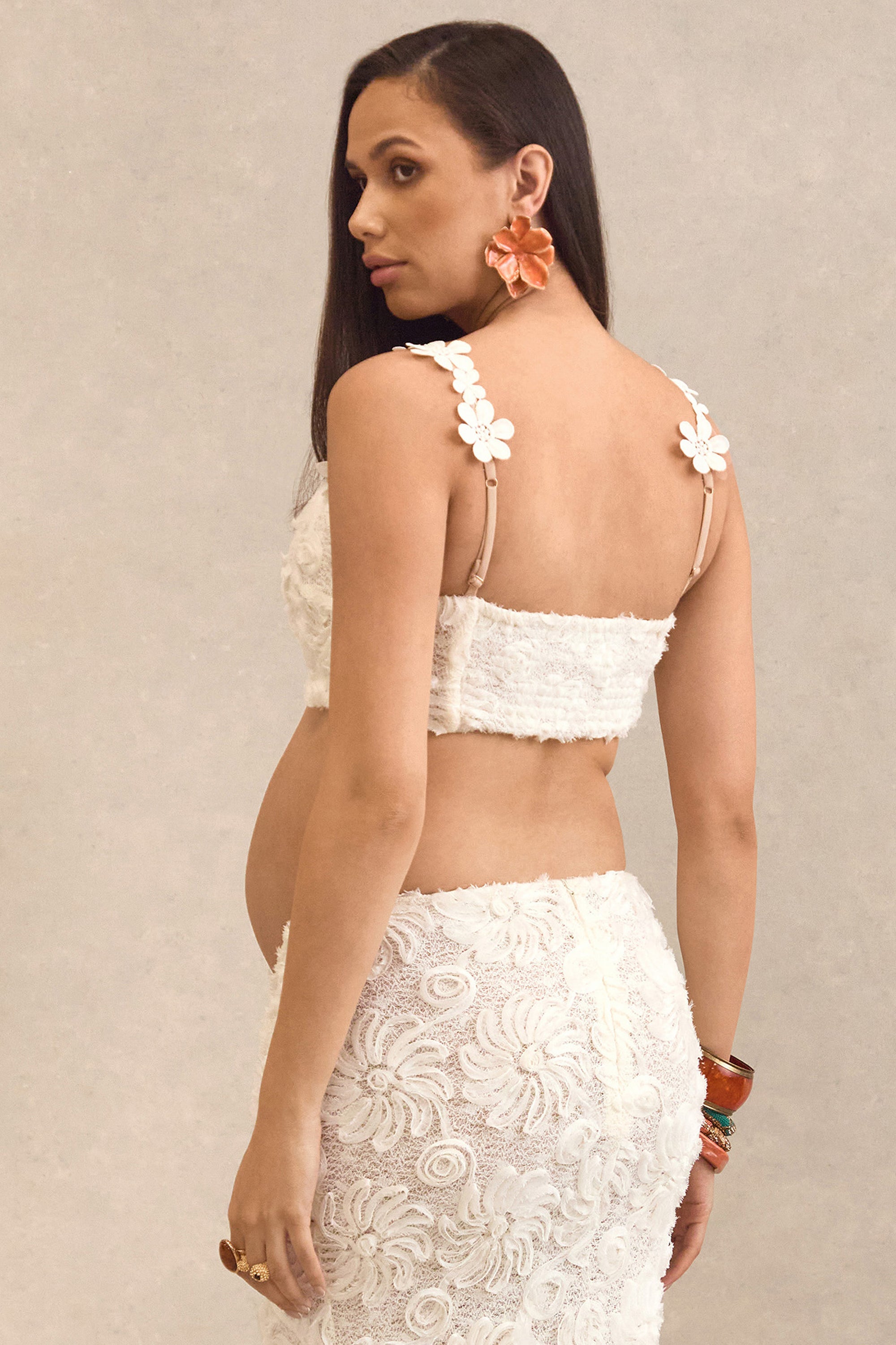 CL138477110 - Arlina _ White Lace Scoop-Neck Maternity Crop-Top11.jpg