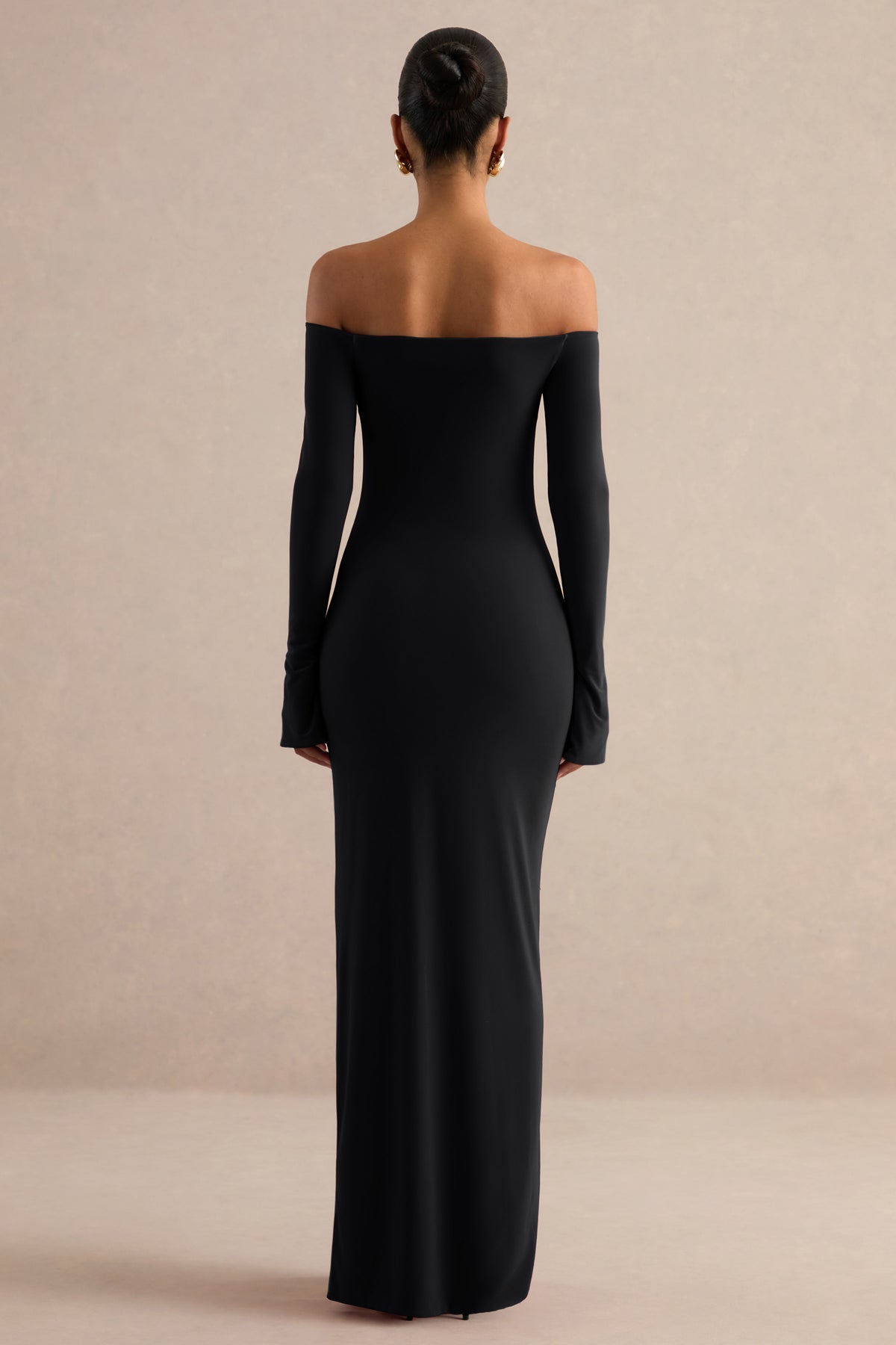 ECM_HR_CL138767001 - Liviae | Black Bardot-Neck Maxi Dress With Bell Sleeves And Front Split3.jpg