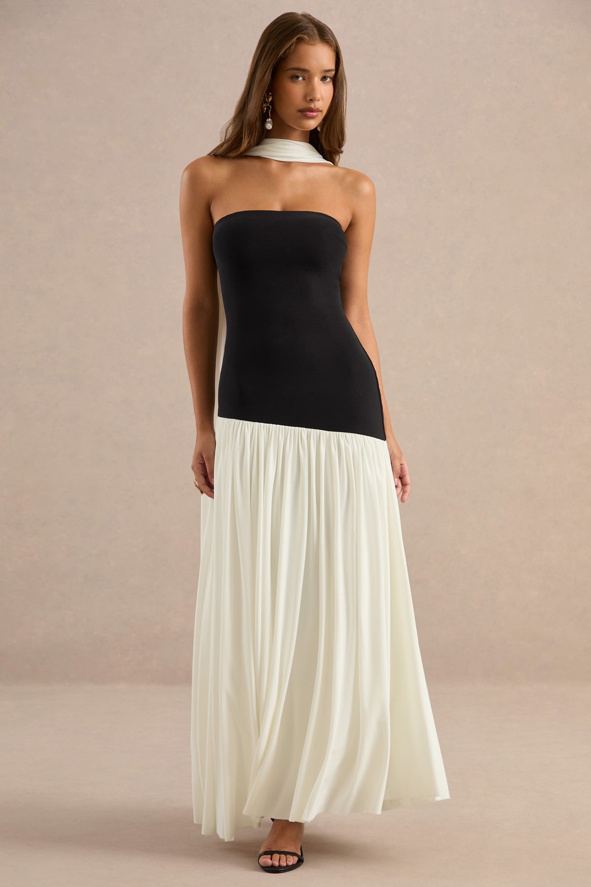 ECM_HR_CL138984001 - Galrissa Monochrome Bandeau Pleated Skirt Maxi Dress with Neck Scarf1.jpg