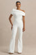 Alexandra | Vit byxdress med asymmetrisk halsringning