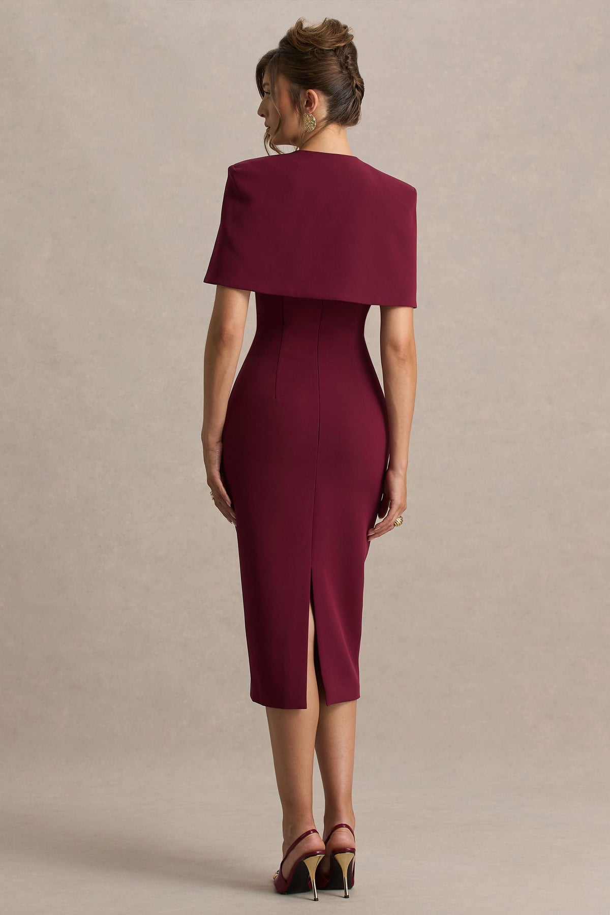 Baylor | Burgundy midiklänning med avtagbar cape