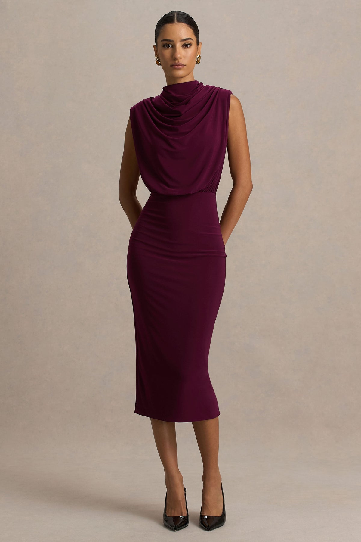 Hermia | Burgundy midiklänning med draperad överdel