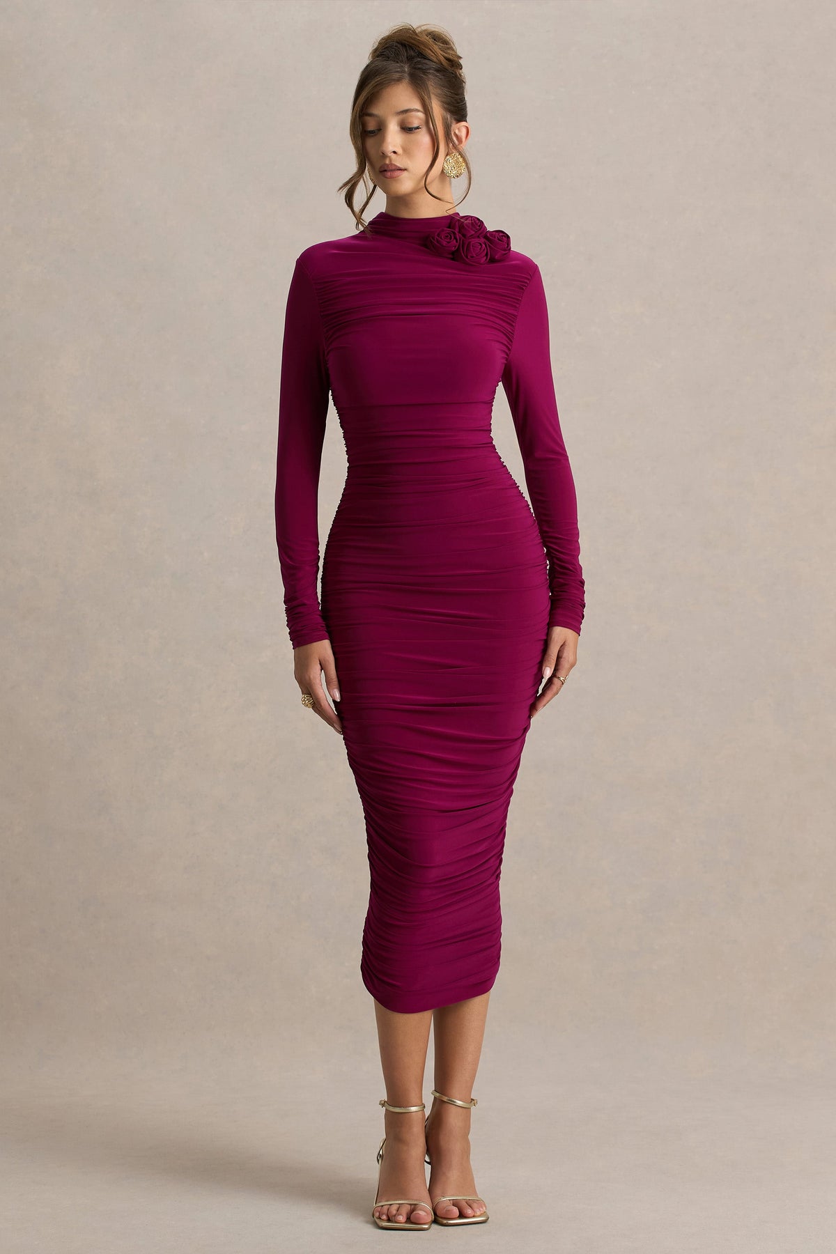 Tamala | Burgundy midiklänning med rynkade detaljer
