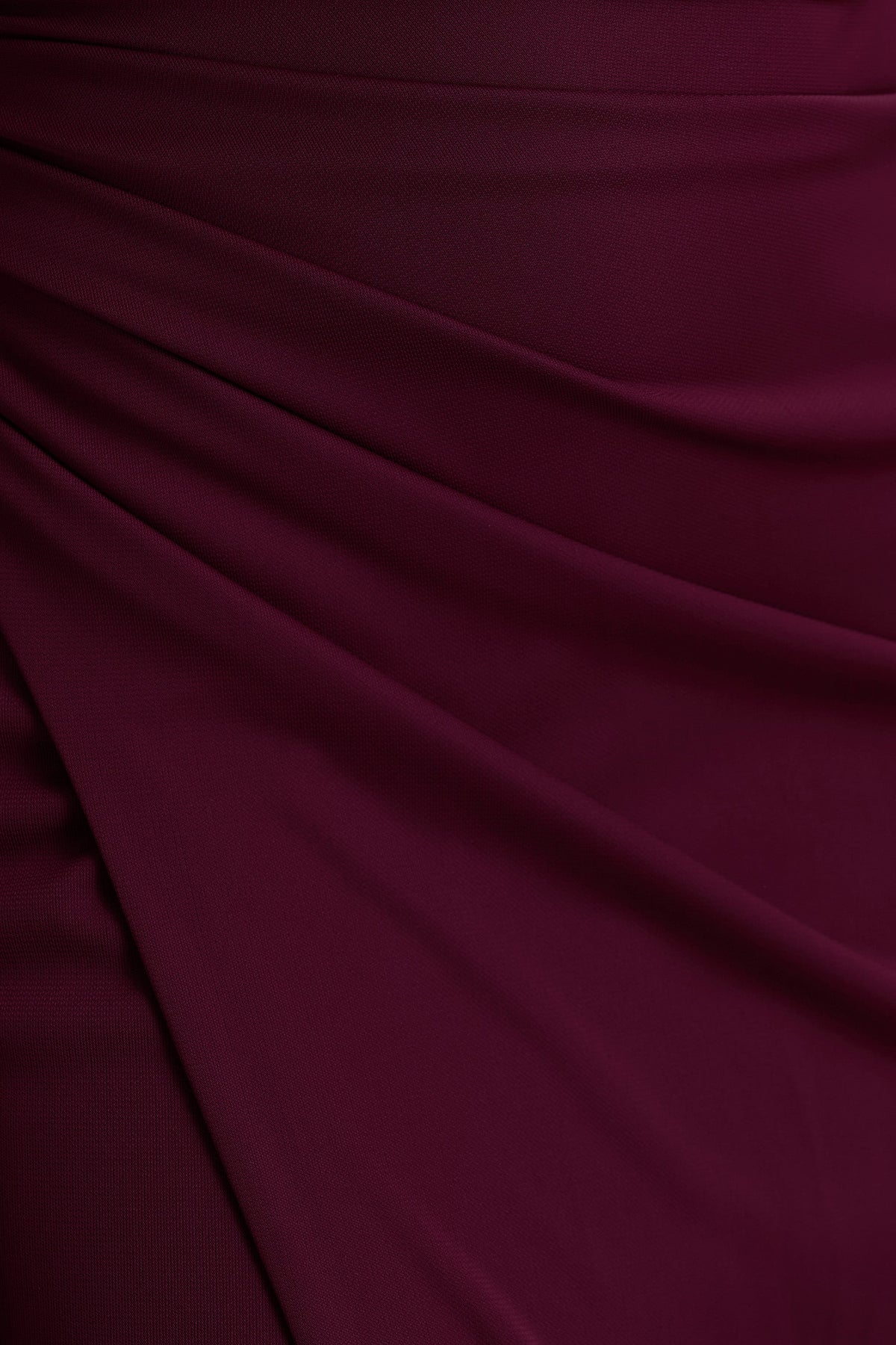 Lola | Burgundy enaxlad långklänning med slits