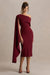 Leah | Burgundy asymmetrisk midiklänning med capeärm
