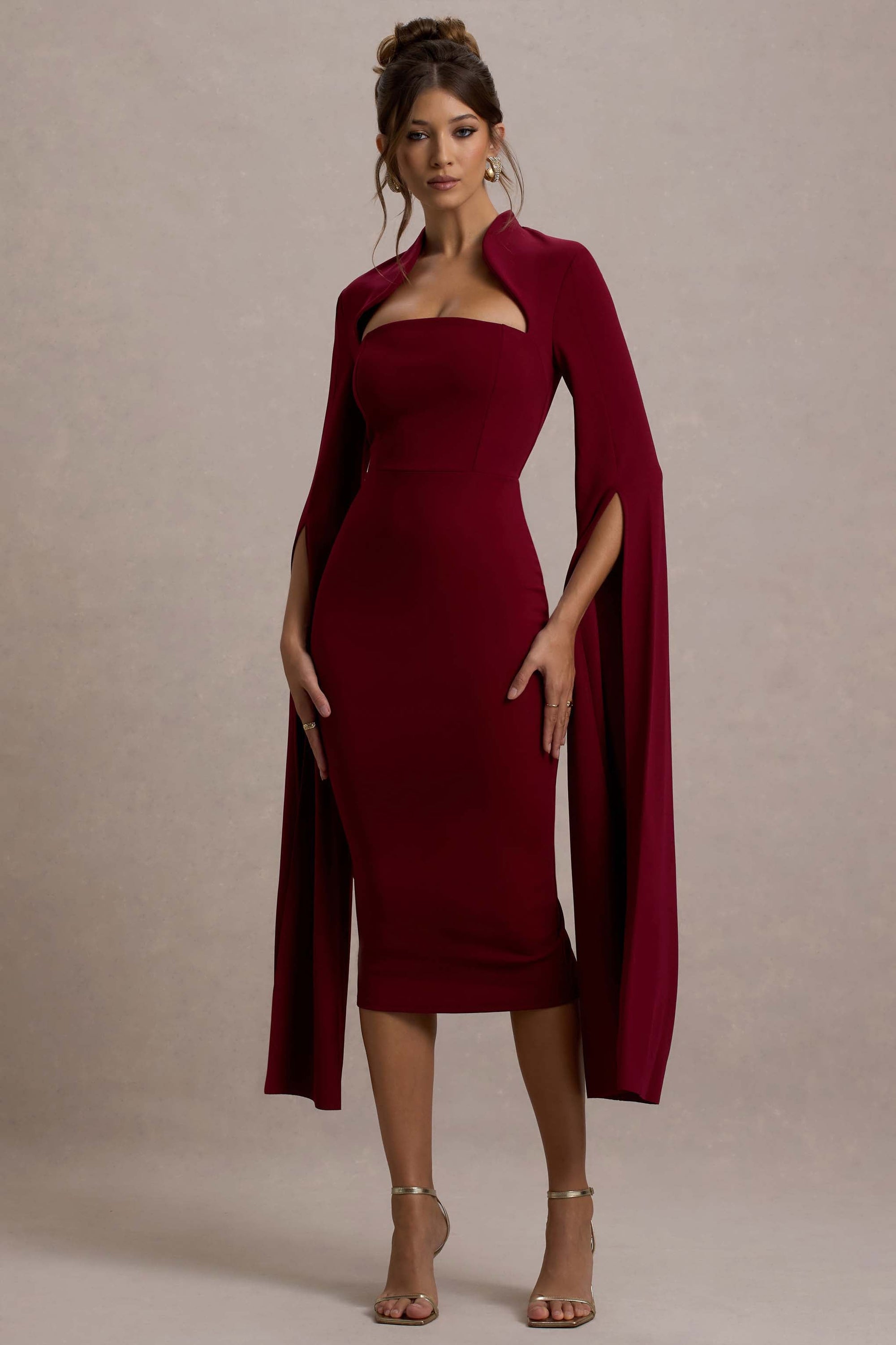 Linden | Burgundy midiklänning med capeärm