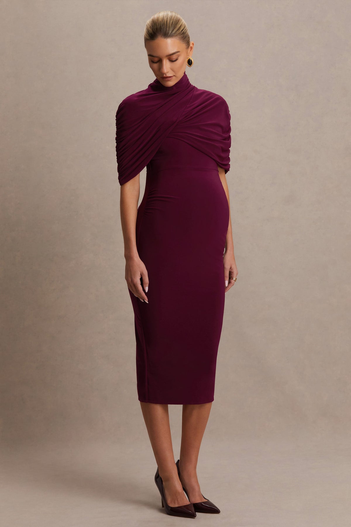 Augustina | Burgundy midiklänning i gravidmodell med capeärm