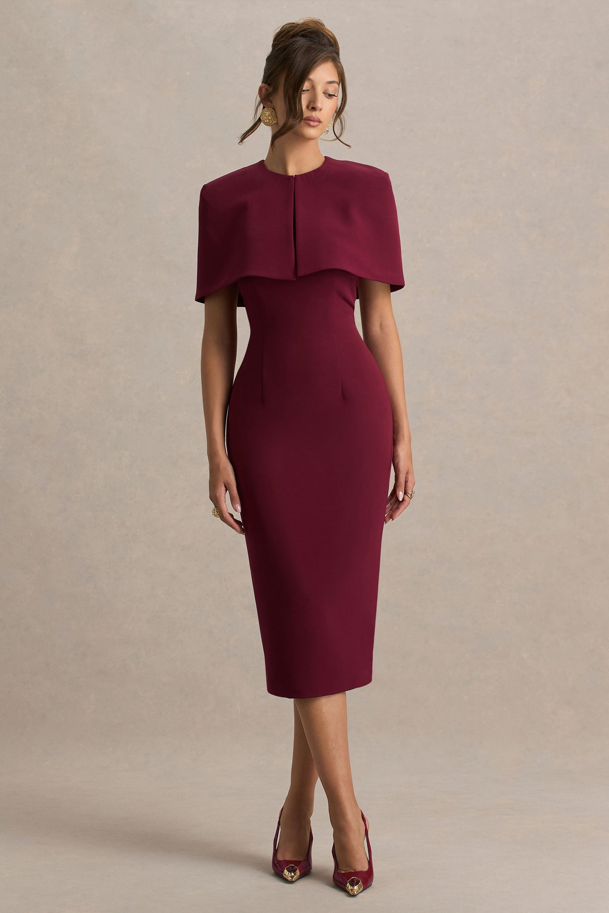 Baylor | Burgundy midiklänning med avtagbar cape