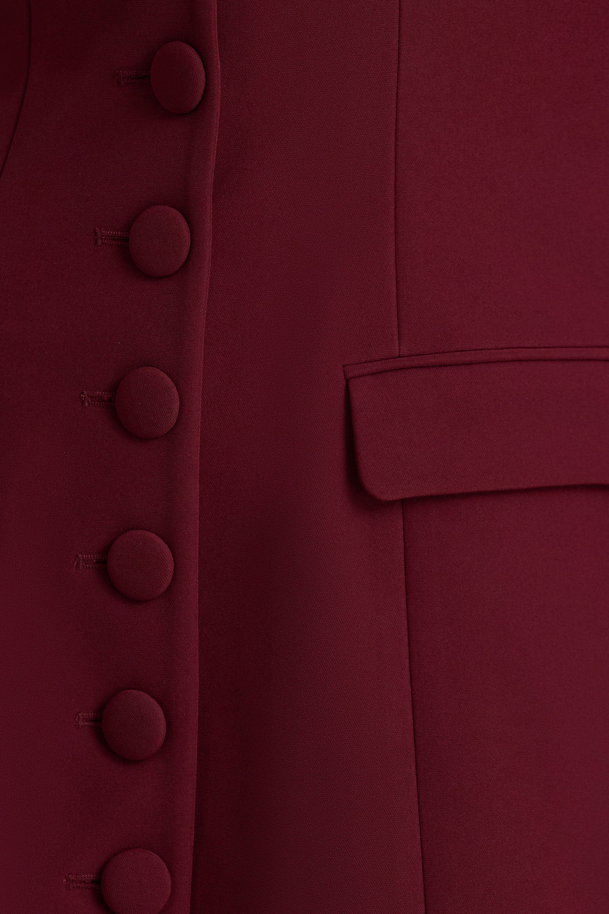 Carmen | Burgundy skräddarsydd miniklänning med hjärtformad halsringning