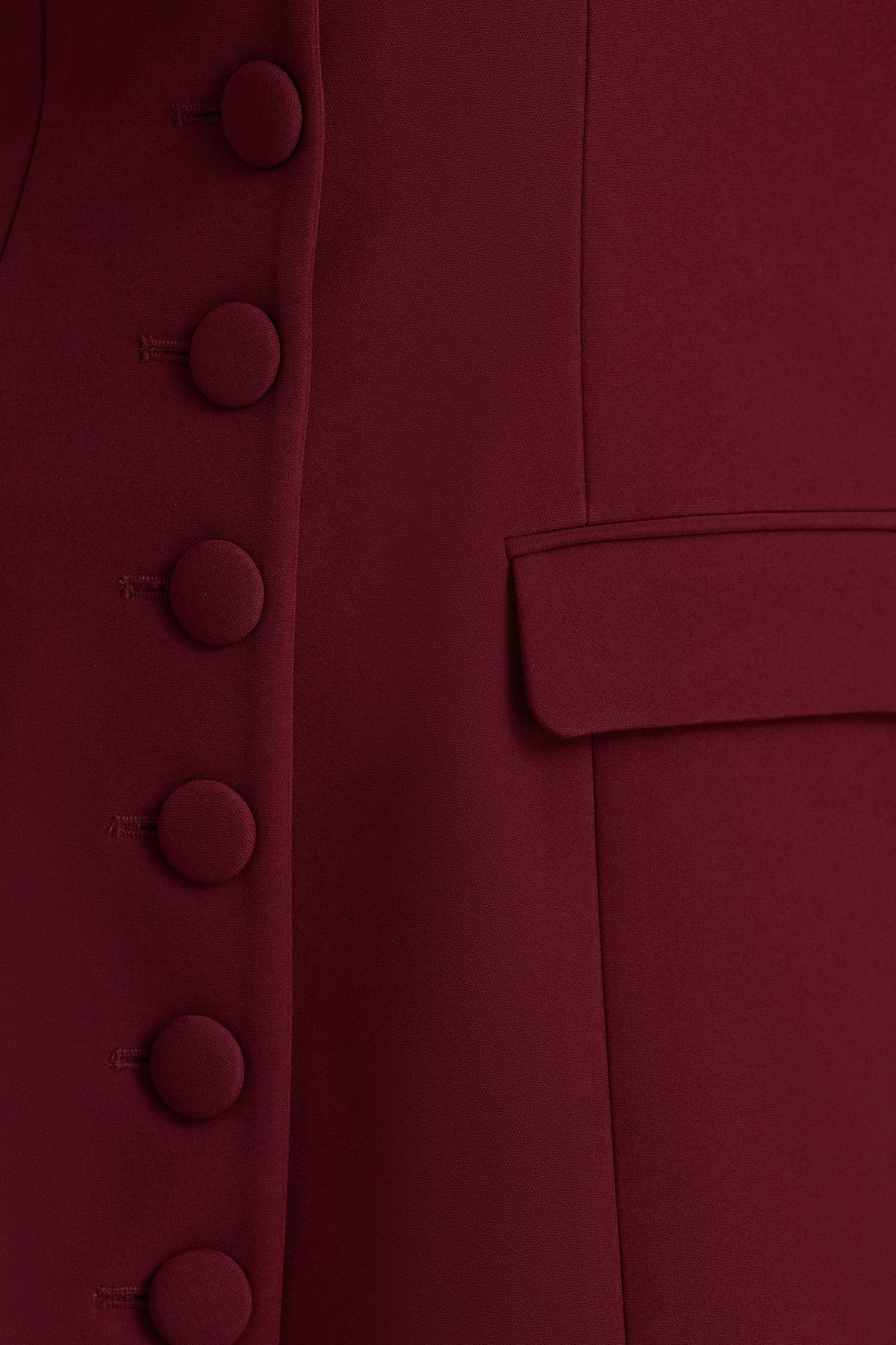 Carmen | Burgundy skräddarsydd miniklänning med hjärtformad halsringning