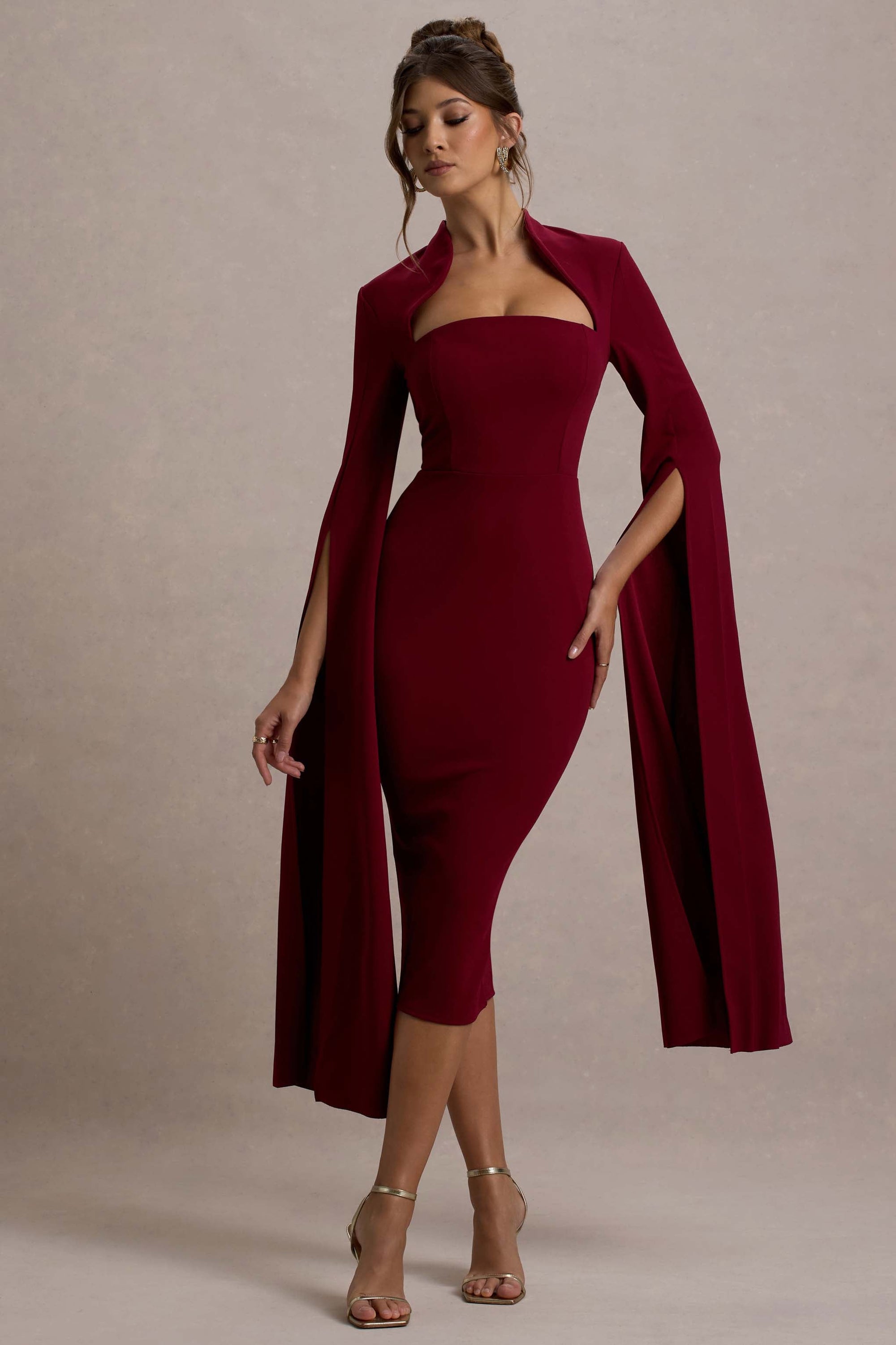 Linden | Burgundy midiklänning med capeärm