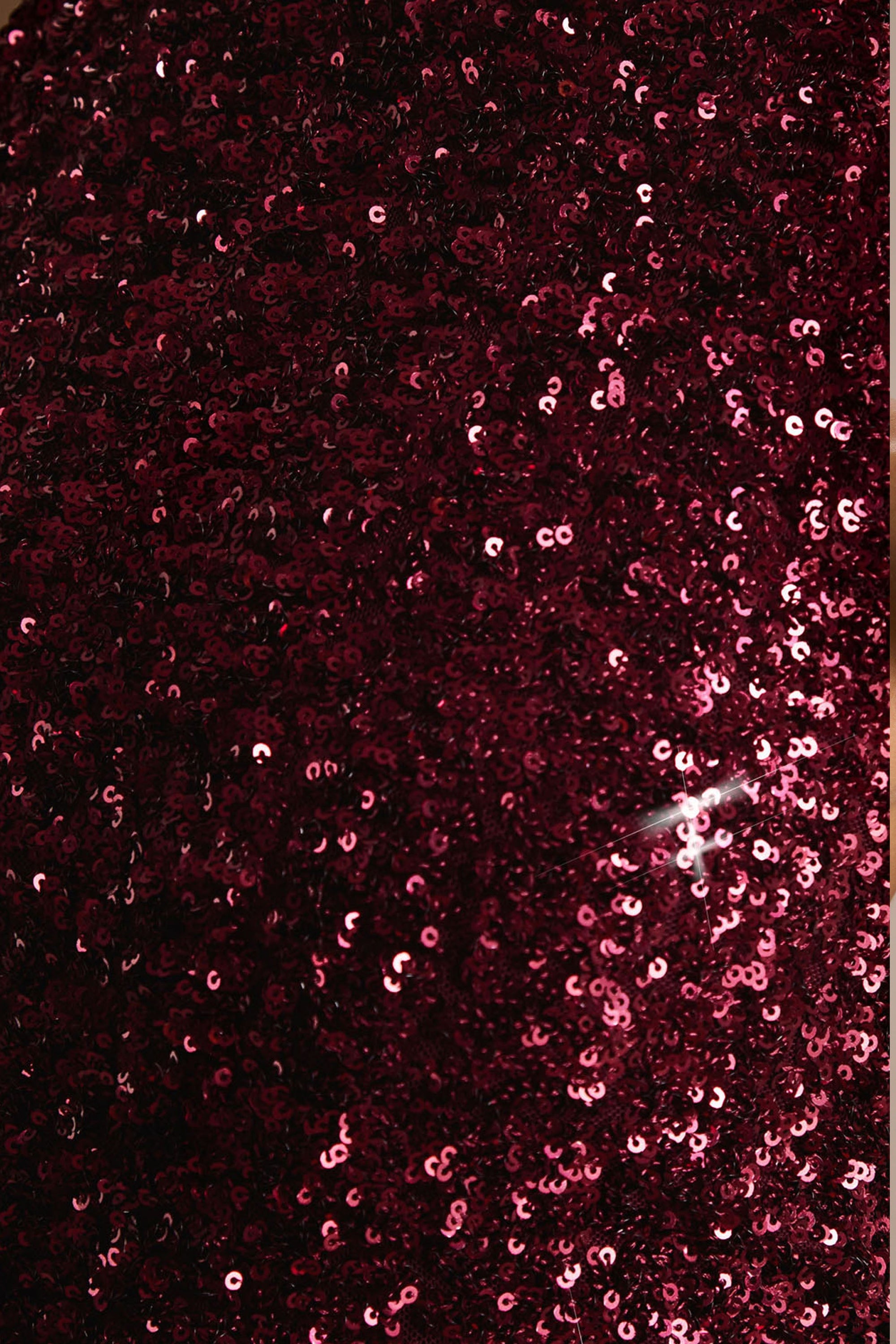 Tulia | Burgundy långklänning i paljetter med halterneck