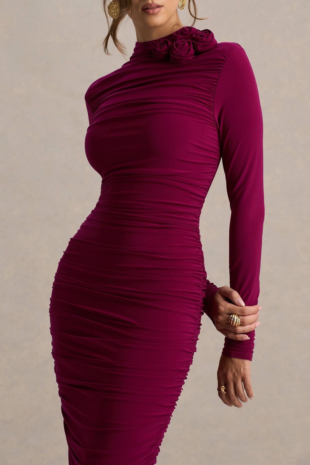 Tamala | Burgundy midiklänning med rynkade detaljer