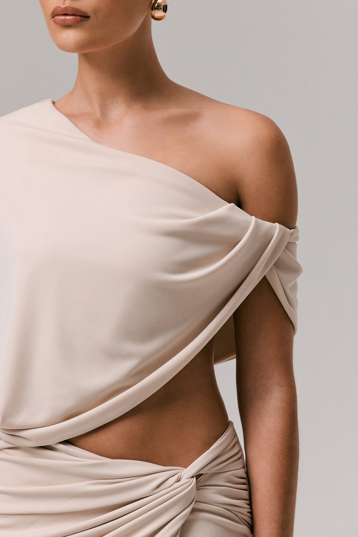 Dua | Stenfärgad asymmetrisk topp