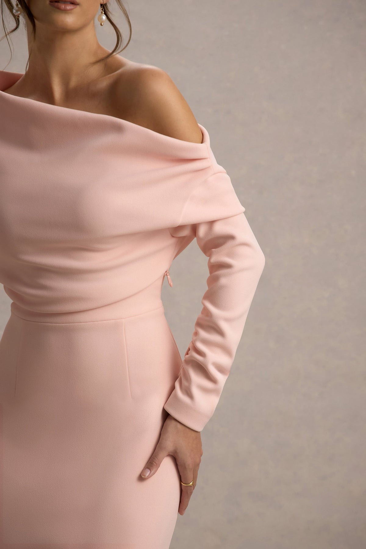 Lou | Rosa asymmetrisk långklänning