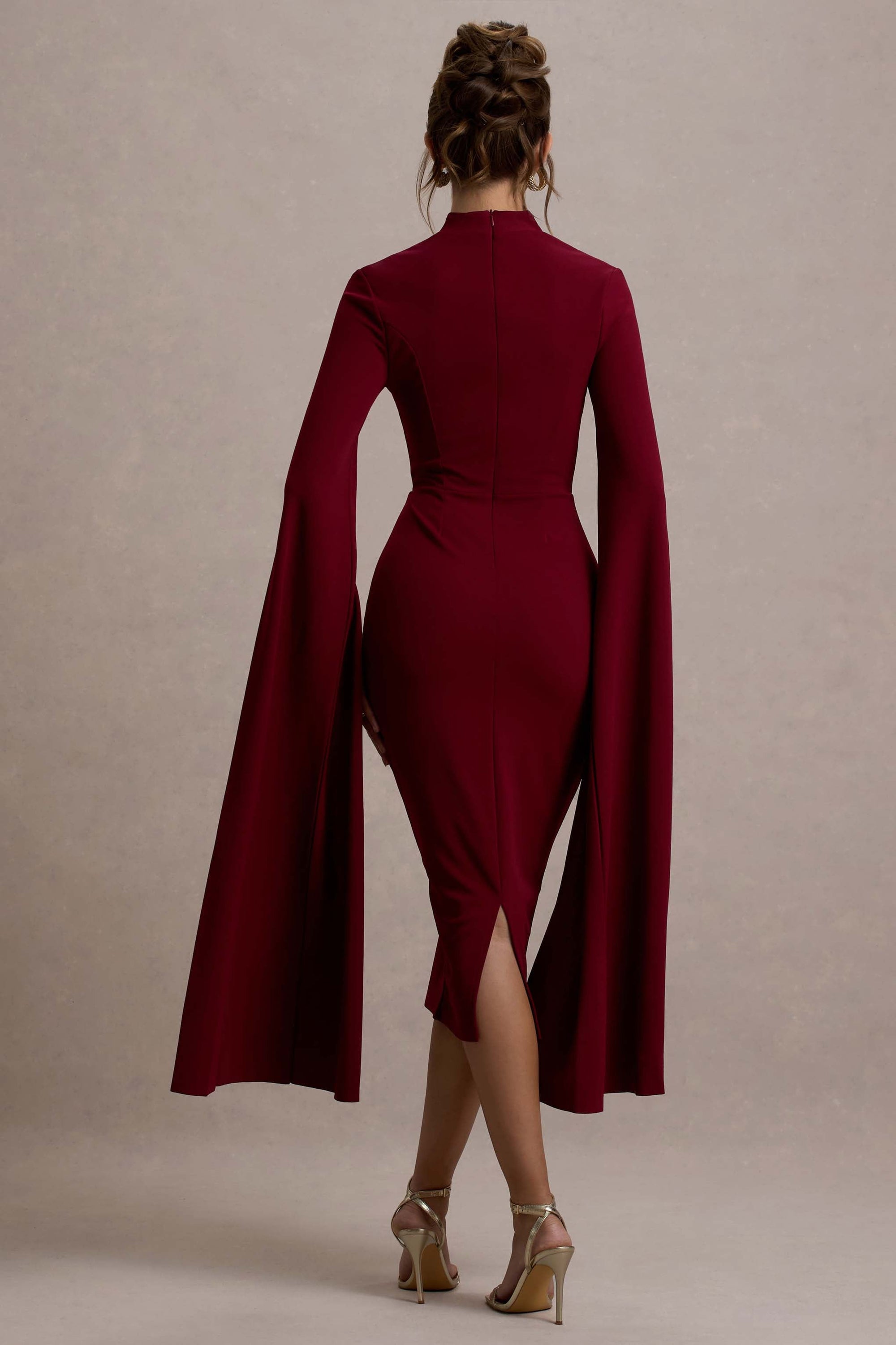 Linden | Burgundy midiklänning med capeärm