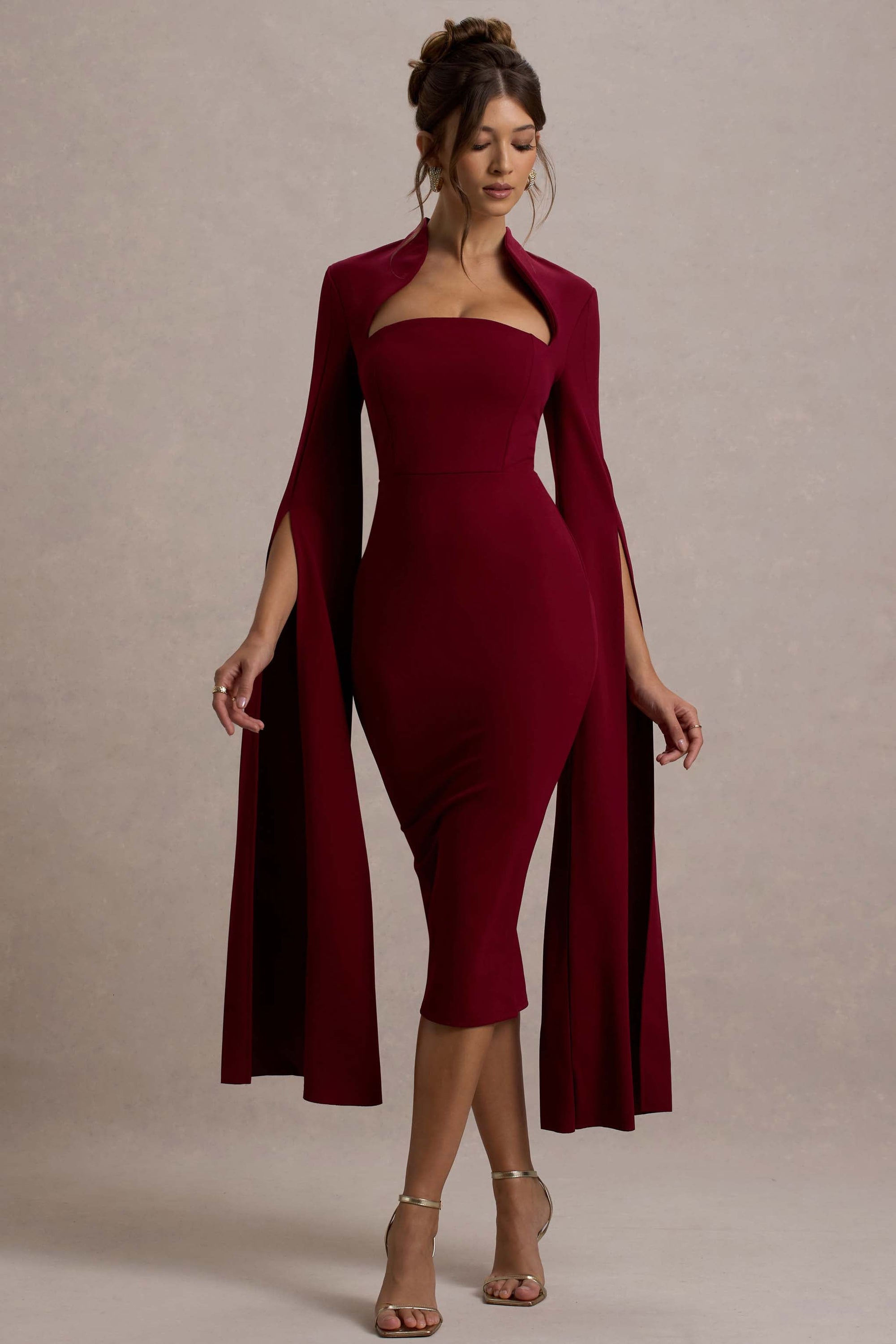 Linden | Burgundy midiklänning med capeärm