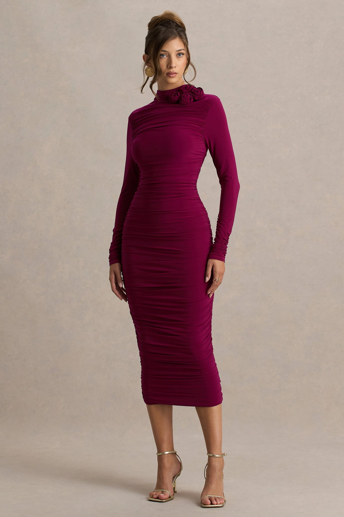 Tamala | Burgundy midiklänning med rynkade detaljer